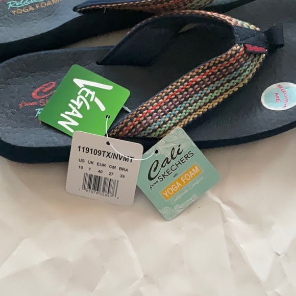 Cali from Sketchers Blue Relaxed Fit Yoga Foam Size 10, NWT - Picture 4 of 7